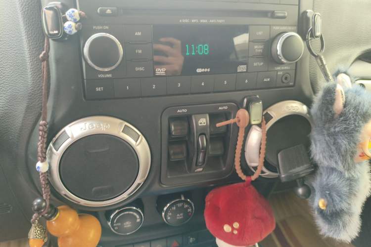 Used Jeep Wrangler 2017 3.0L Sahara Four-Door Comfort Edition
