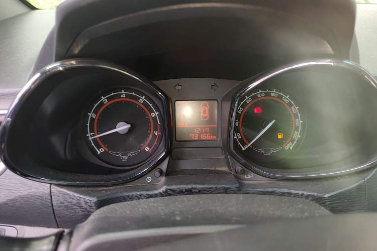 Used Chery Arrizo 3 2015 1.5L Manual High-End Version