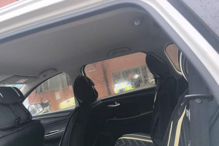 Used Baojun 730 2019 1.5L Manual Fashion Model 7-seater National V