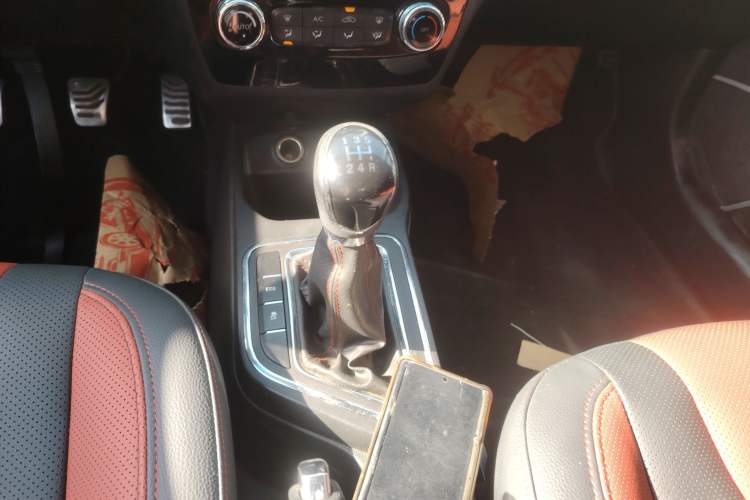 Used JAC Refine S2 2018 Smart Drive Edition 1.5L Manual Luxury Smart Model