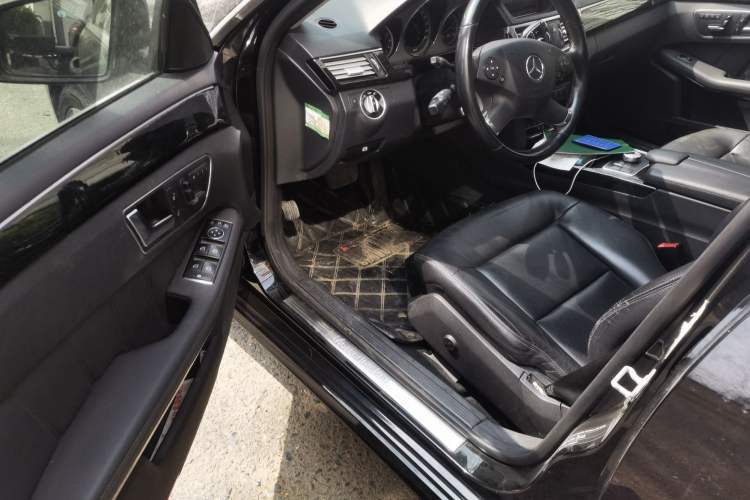 Used Mercedes-Benz E-Class 2013 E 260 L CGI Stylish Model Driver Seat