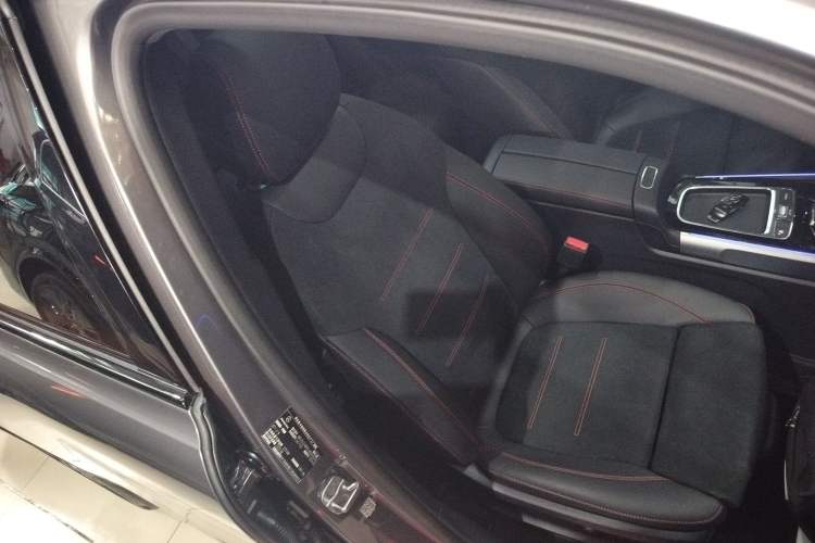 Used Mercedes-Benz GLB AMG 2024 AMG GLB 35 4MATIC