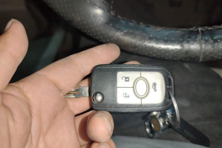 Used Buick Excelle 2011 1.6 LE-MT
