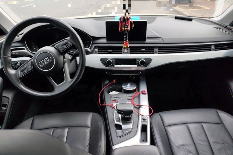 Used Audi A4L 2019 40 TFSI Fashion Version China V
