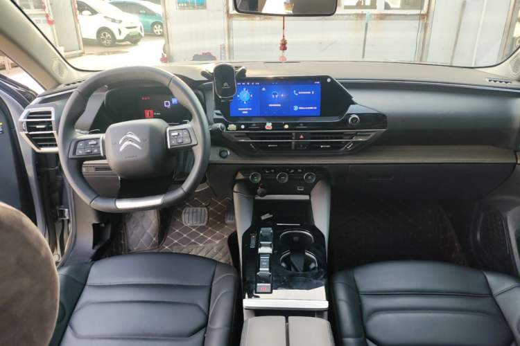 Used Citroen C5 X 2021 1.6T Enjoy the Extraordinary Center Console