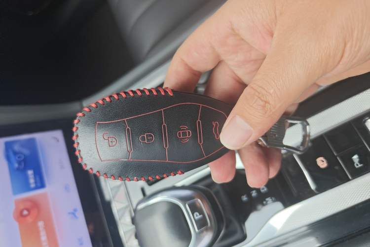 Used Hongqi H5 2023 2.0T Automatic Smart Connect Flagship Edition
