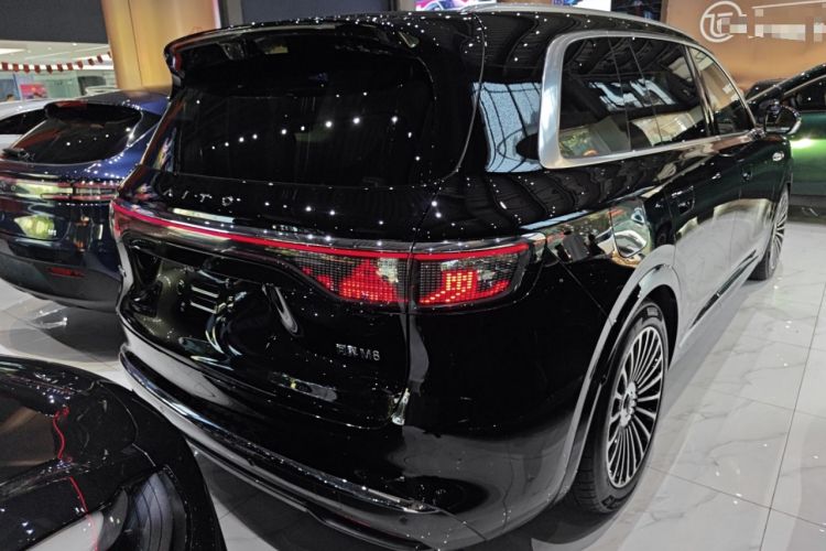 Used Hima AITO M8 2025 Extended-Range Ultra Version 53.4 kWh 6-Seater Edition Rear Right 45 Deg