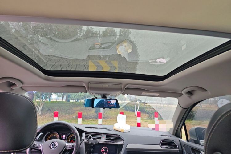 Used Volkswagen Tiguan L 2021 330TSI Automatic Two-Wheel Drive Smart Edition