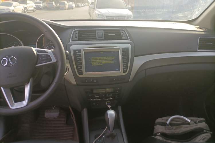 Used BAIC Senova X65 2015 2.0T Automatic Elite Model