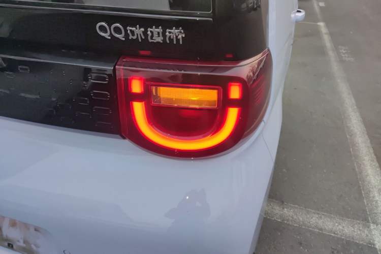 Used Chery QQ Ice Cream 2024 205km Sundae Pro
