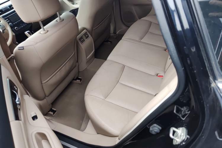 Used Nissan Teana 2013 2.5L XL Leading Edition
