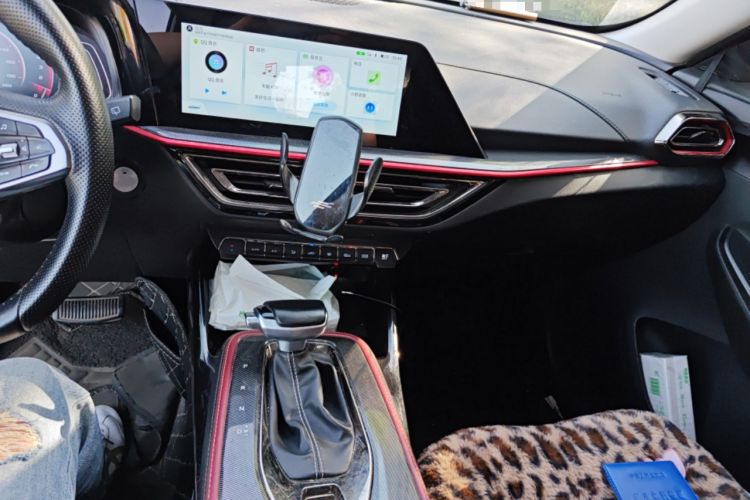 Used CHANGAN OSHAN X5 2021 1.5T DCT Prestige Edition Audio And AC Panel