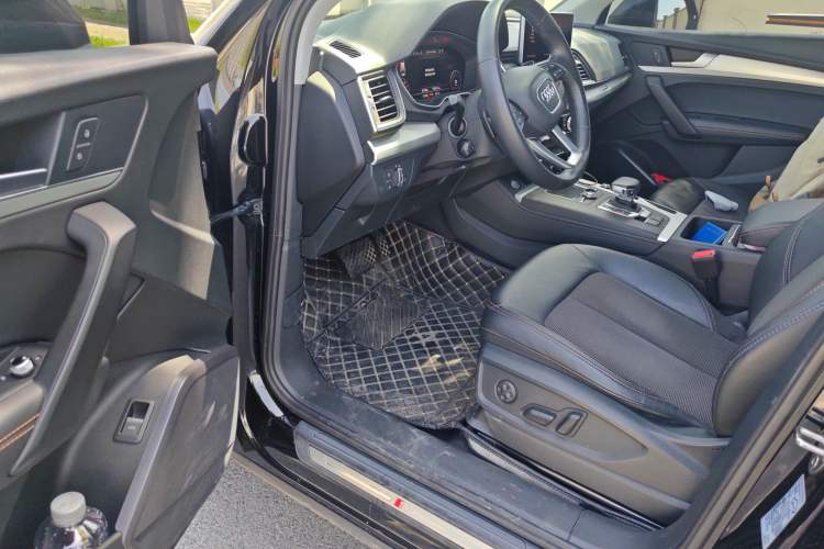 Used Audi Q5L 2018 40 TFSI Prestige Fashion Edition China VI Driver Seat