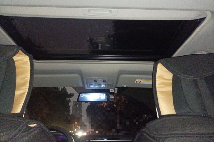 Used Toyota RAV4 2019 2.0L CVT Two-Wheel Drive Luxury Version China VI Standard
