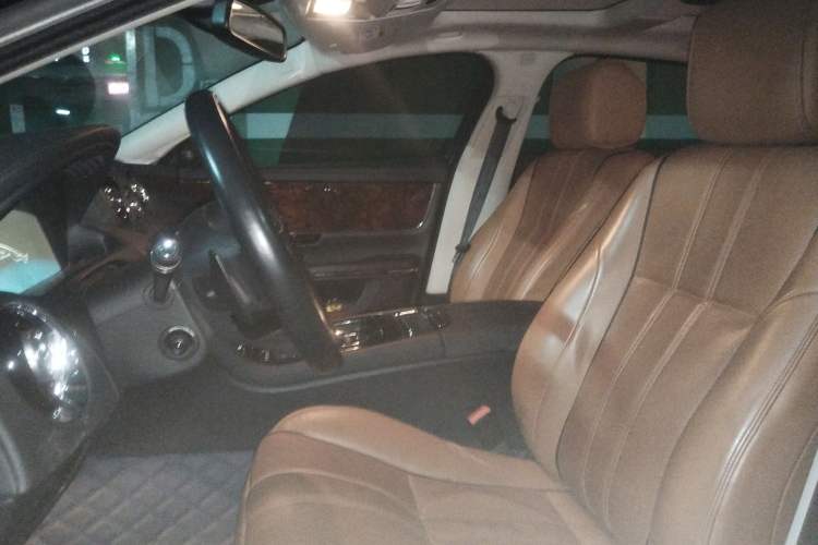 Used Jaguar XJ 2014 XJL 3.0 SC Two-Wheel-Drive Panoramic Business Edition
