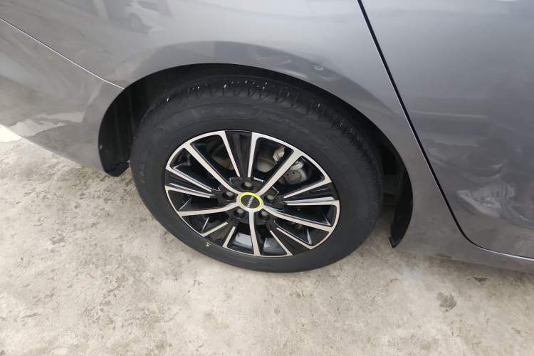 Used Roewe i5 2021 1.5L CVT Diamond Edition
