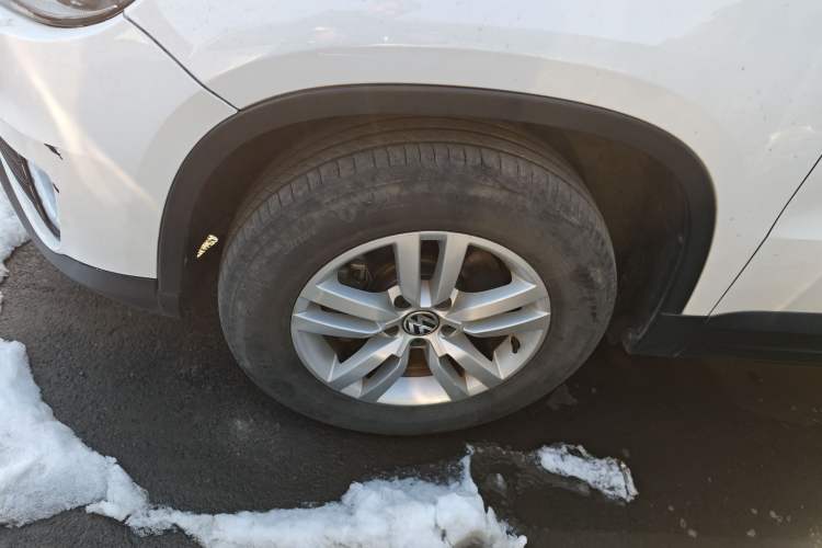 Used Volkswagen Tiguan L 2016 300TSI Automatic Two-Wheel Drive Trend Edition
