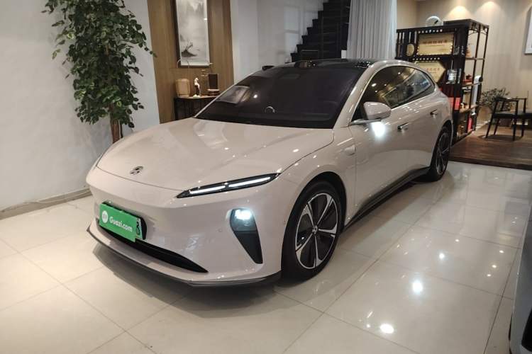 Used Nio ET5T 2023 75 kWh Touring