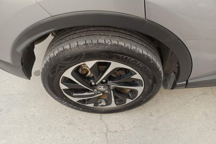 Used Toyota IZOA 2018 2.0L Yichi Version China VI Standard Right Rear Wheel Hub