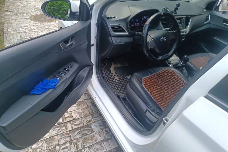 Used Hyundai Verna (new generation) 2016 1.4L Manual Cool Edition GLS
