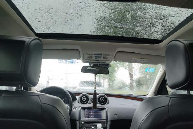 Used Jaguar XJ 2014 XJL 3.0 SC Four-Wheel Drive Panoramic Business Edition Headliner