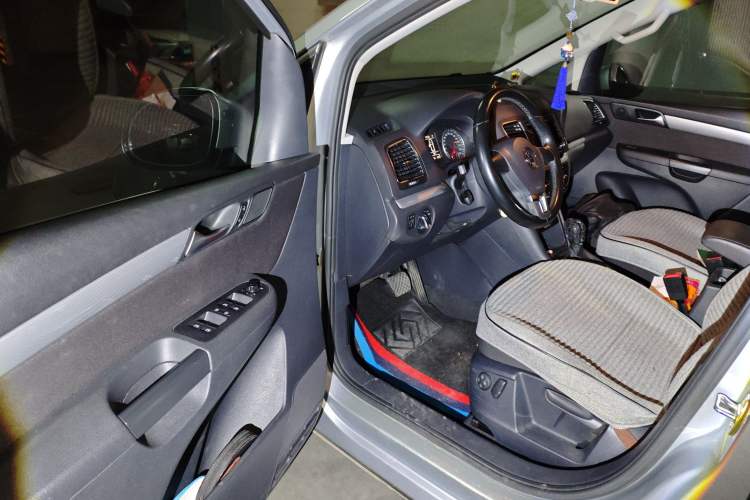 Used Volkswagen Sharan 2013 1.8TSI Standard Model Euro IV
