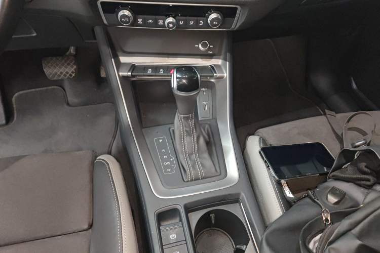 Used Audi Q3 2019 35 TFSI Advanced Dynamic Edition
