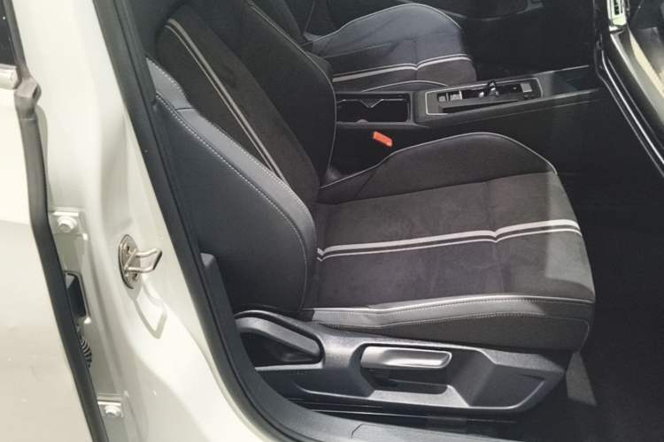 Used Volkswagen Golf 2023 280TSI DSG R-Line Lite
