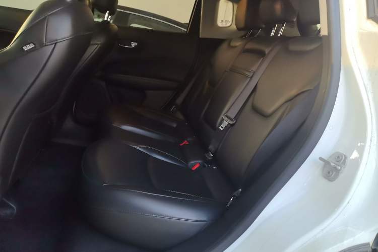 Used Jeep Compass 2017 200T Automatic Family Edition