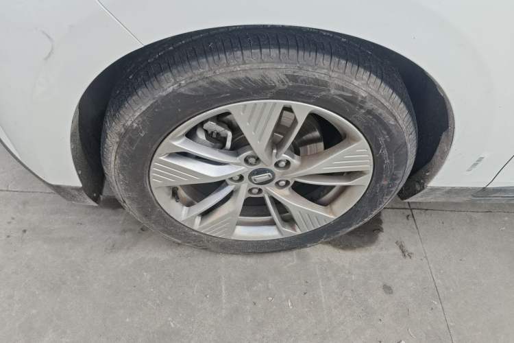 Used Bestune NAT 2023 PRO Enjoy Travel Extended Version 425km Left Front Wheel Hub