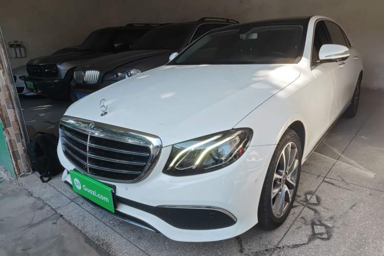 Used Mercedes-Benz E-Class 2018 Facelift E 300 L Luxury Edition