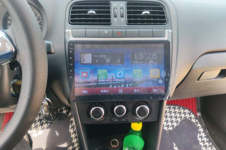 Used Volkswagen Polo 2013 1.4L Manual Fashion Edition