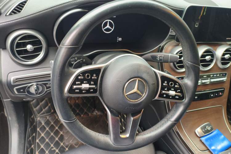 Used Mercedes-Benz GLC 2020 GLC 260 L 4MATIC Luxury Model
