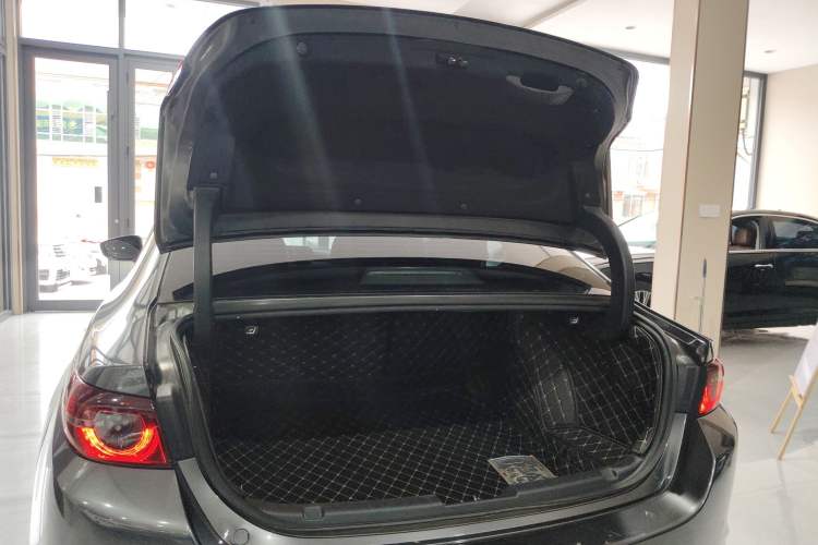 Used Mazda 3 Axela 2020 1.5L Automatic Zhiyue Sunroof Version Trunk