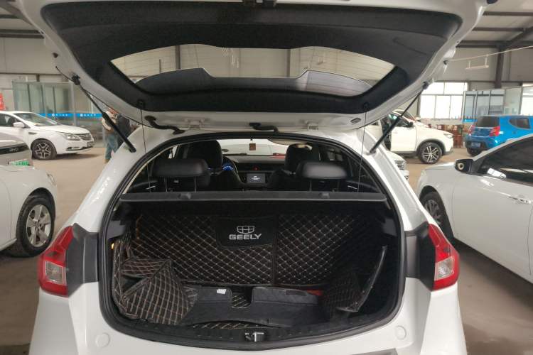 Used Geely Auto Vision X3 2017 1.5L Automatic Luxury Model
