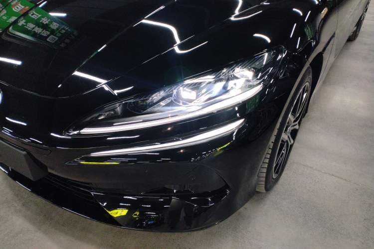 Used Denza Z9 2024 1100 km Four-Wheel Drive Max Version