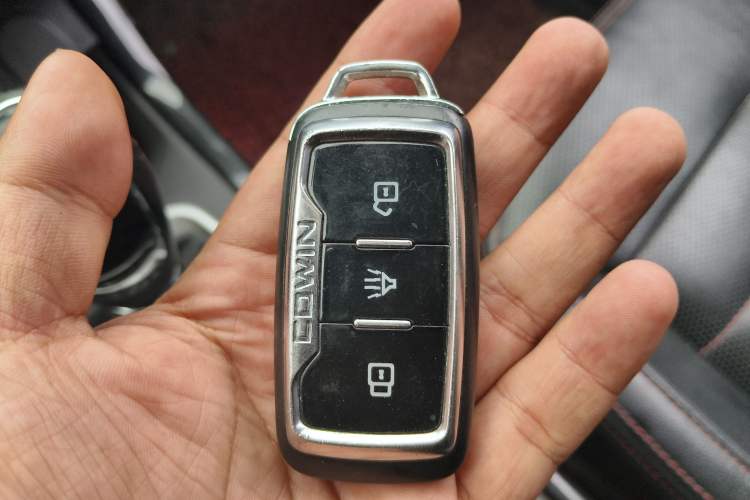 Used Cowin X3 2016 1.6L Manual SmartConnect III Version