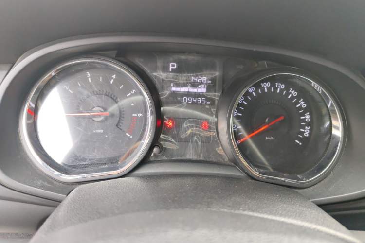 Used Citroen C3-XR 2015 1.6L Automatic Pioneer Model Odometer Close Up