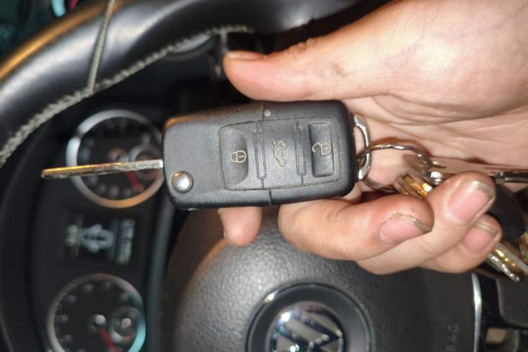 Used Volkswagen Tiguan 2010 2.0 TSI Automatic All-Wheel Drive Flagship Navigation Edition
