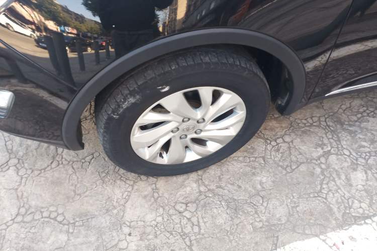 Used BAIC Weiwang S50 2016 1.5T CVT Joyful Luxury Model
