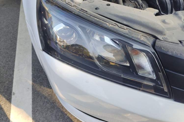 Used Geely Auto Emgrand 2016 Sedan 1.5L Manual Upward Edition