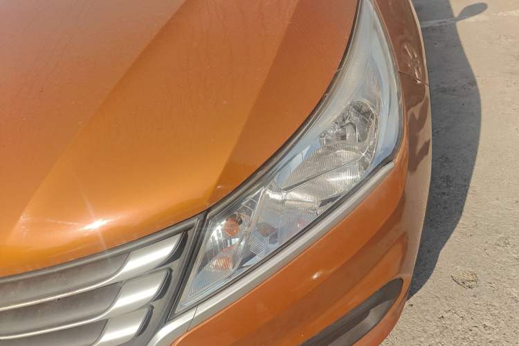 Used Baojun 310 2016 1.2L manual Comfort trim level
