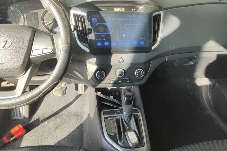 Used Hyundai ix25 2015 1.6L Automatic Two-Wheel Drive Smart GLS Trim