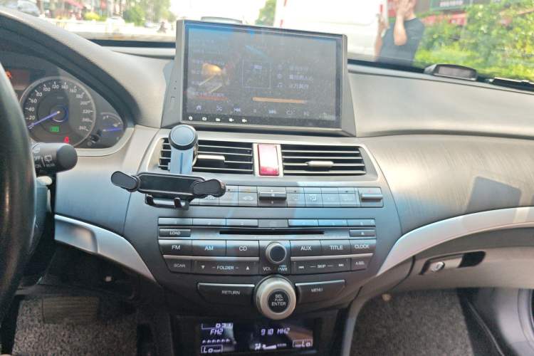 Used Honda Crosstour 2012 2.4L Luxury Edition Audio And AC Panel