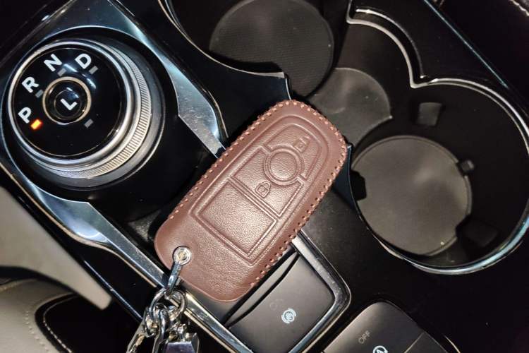 Used Ford Escape 2020 EcoBoost 245 Four-Wheel Drive Titanium Edition Vehicle Key