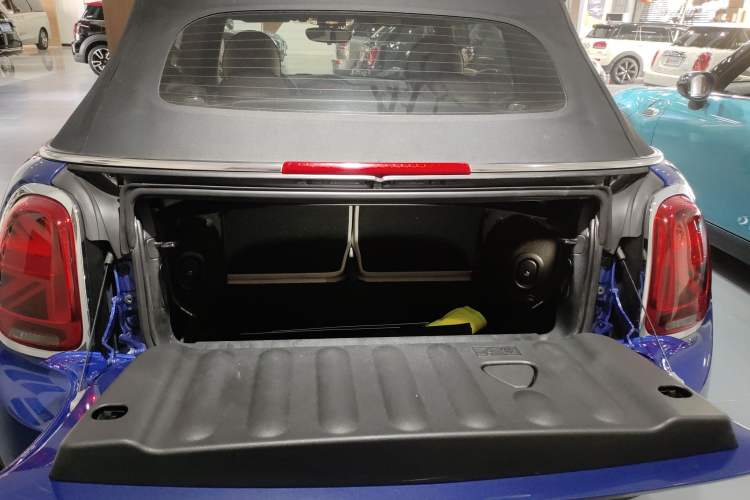 Used MINI MINI 2019 1.5T COOPER CABRIO Artist