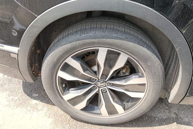 Used Volkswagen Tiguan L 2024 330TSI Automatic Two-Wheel Drive R-Line Enhanced Edition Right Rear Wheel Hub