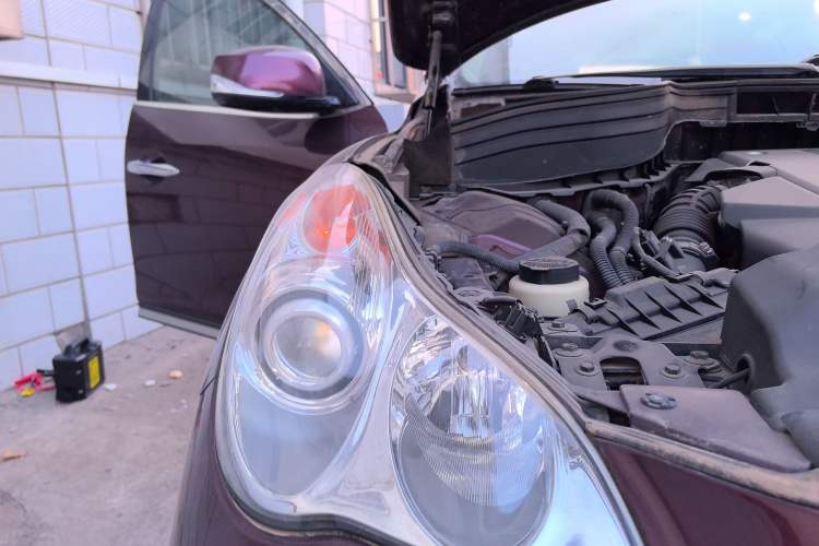 Used Infiniti QX50 2015 2.5L Luxury Edition
