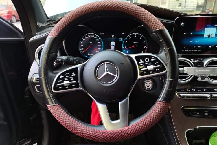 Used Mercedes-Benz GLC 2022 Facelift GLC 260 L 4MATIC Luxury Edition
