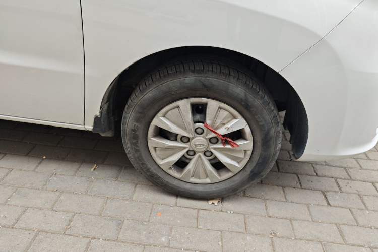 Used JAC Refine M3 2022 PLUS IKEA Edition 1.8L Comfort Version Right Front Wheel Hub